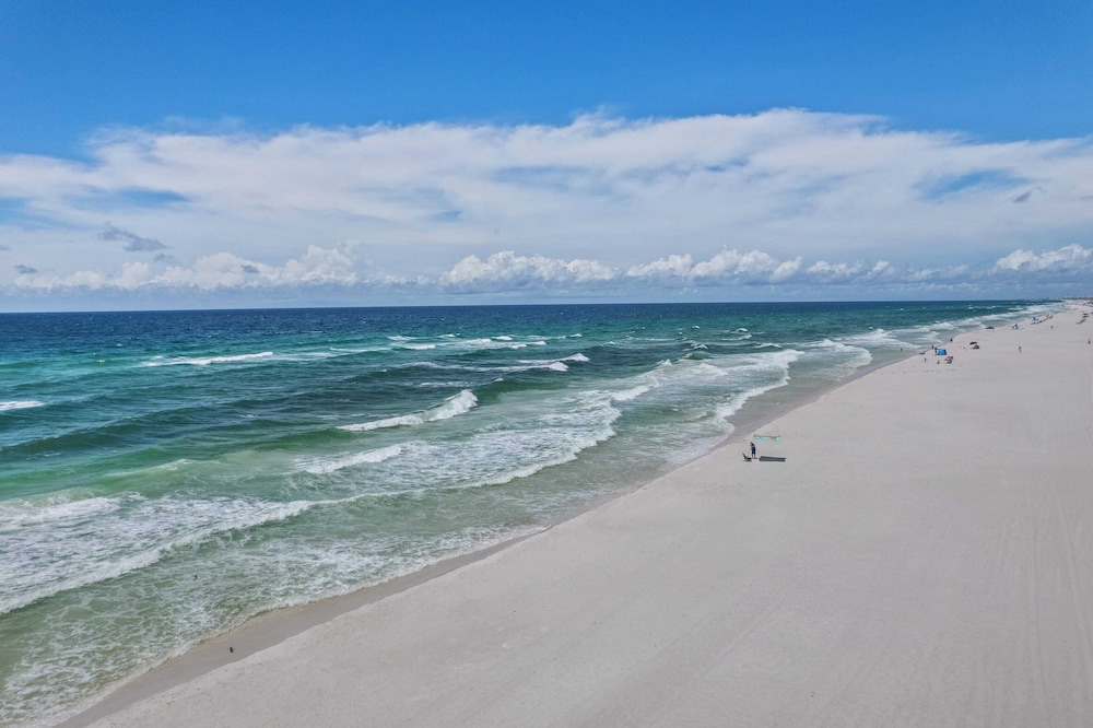 Beachfront Panama City Beach Stay With Gulf Views, Balconies, a King Suite, two Queens, and Twin Nook for 8 Guests The Shores Townhome by Avantstay