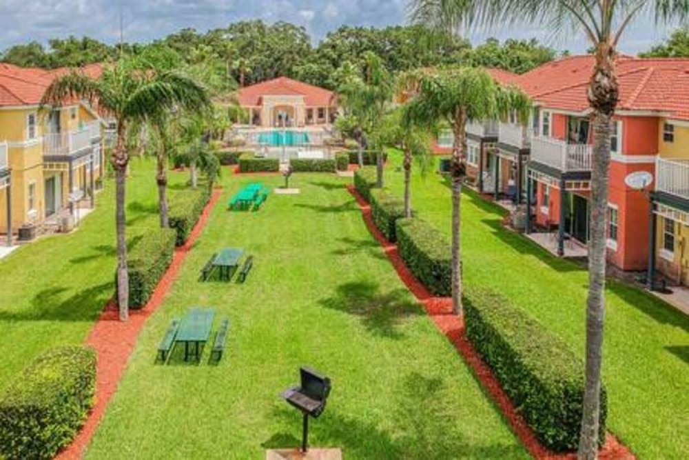 Lake Berkley 4BR Villa - Near Disney & Pool