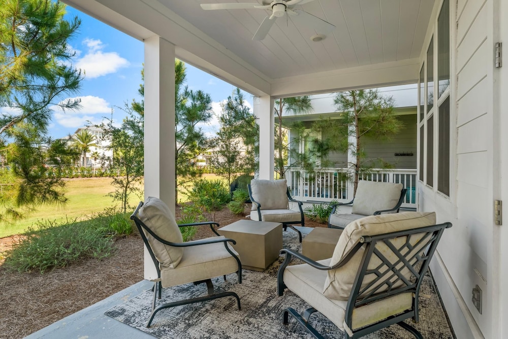 Prominence on 30A by Panhandle Getaways