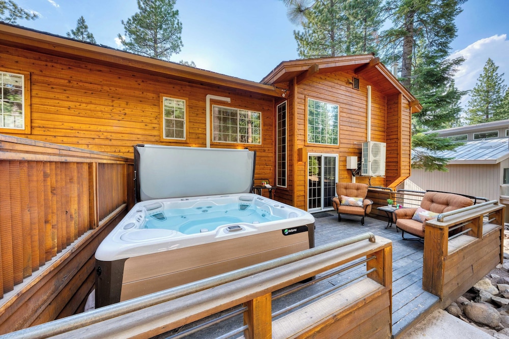 Northstar Haven Cozy-chic Retreat Near Lake Tahoe & Downtown Truckee