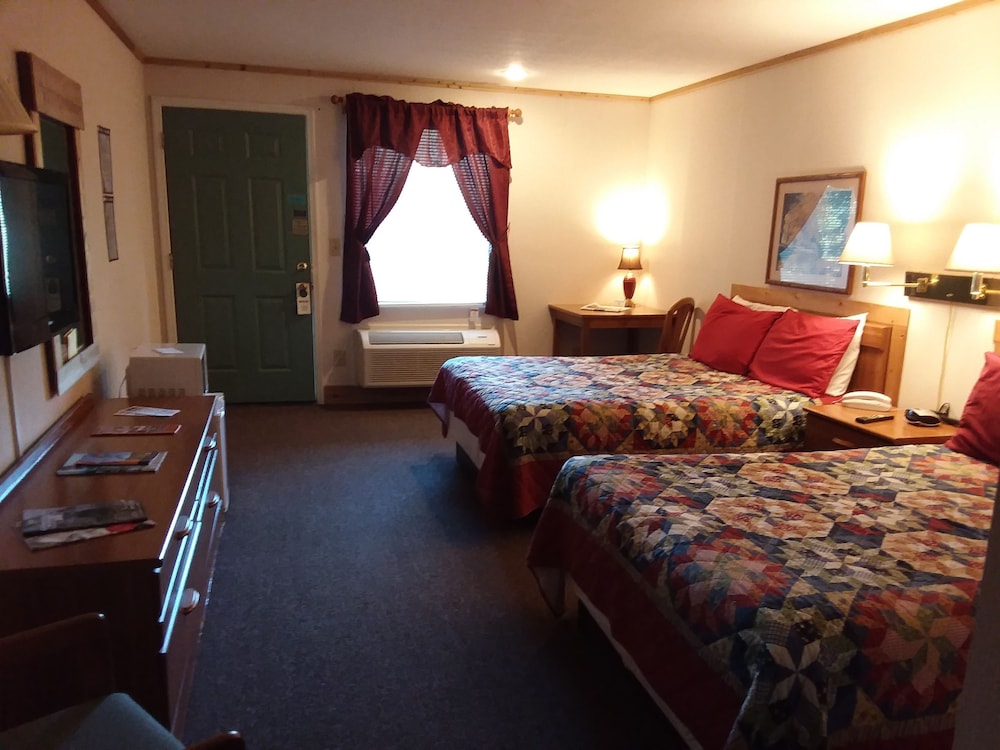 Chatuge Mountain Inn - Property Image 21