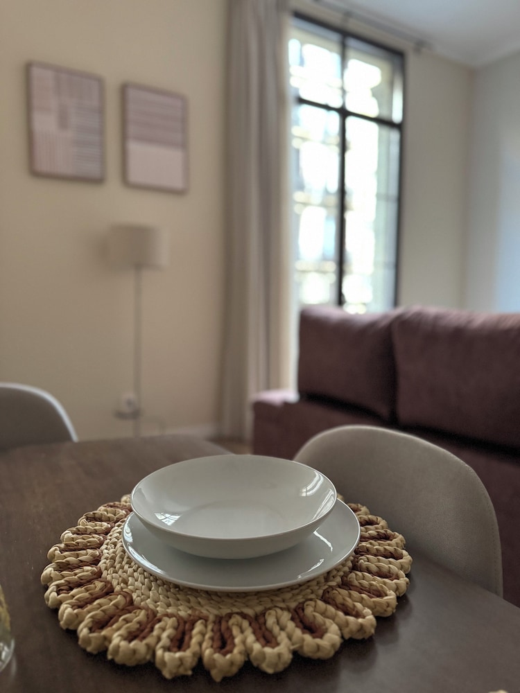 Anais Apartments by gaiarooms