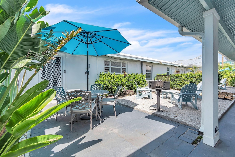 The Bungalows #7
