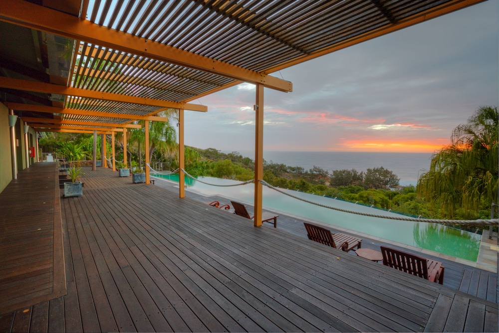 Sunrise at 1770 Holidays