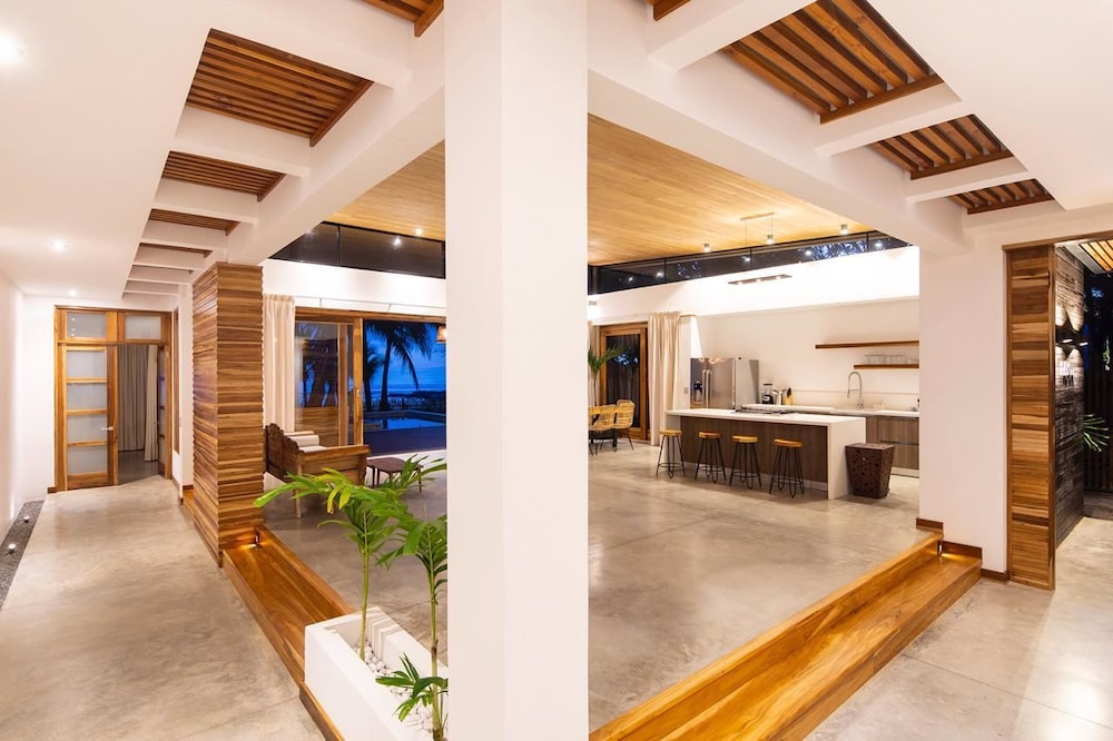 Villa Akoya view 2