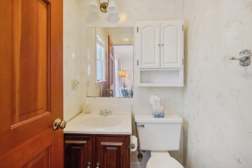 Berry Restful 5 Bedroom Home