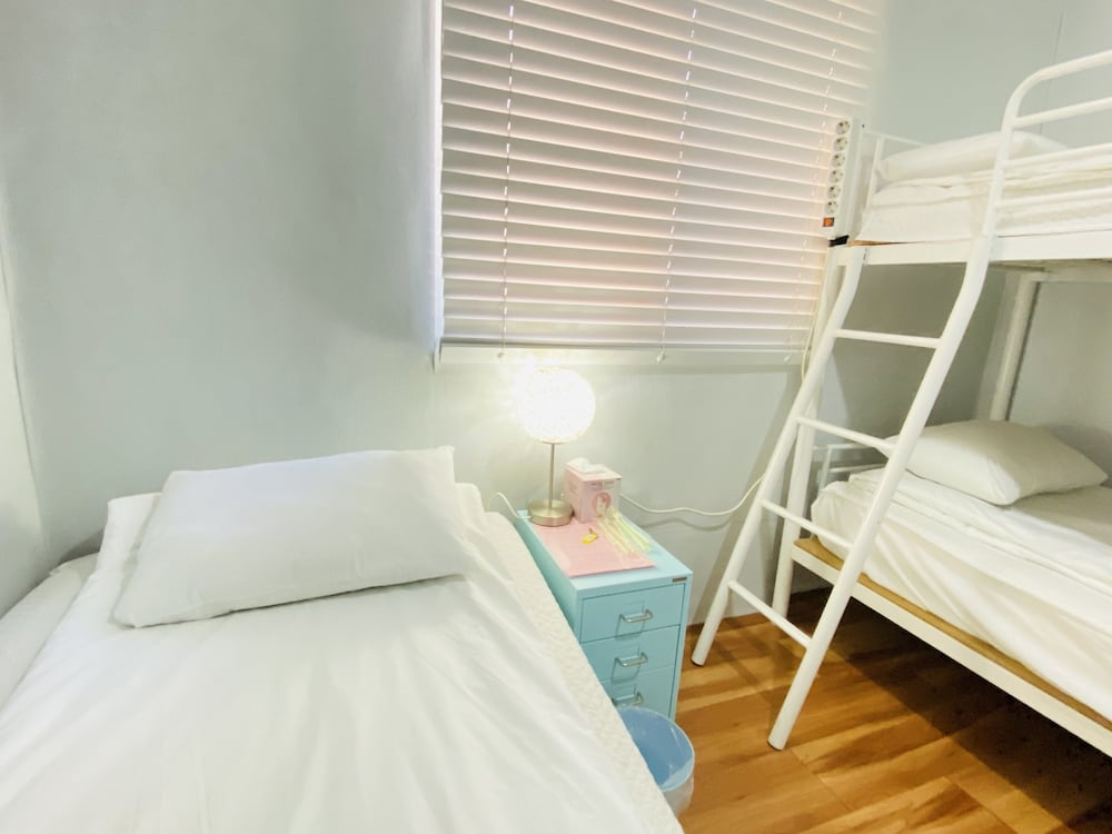 Aroha Guest House