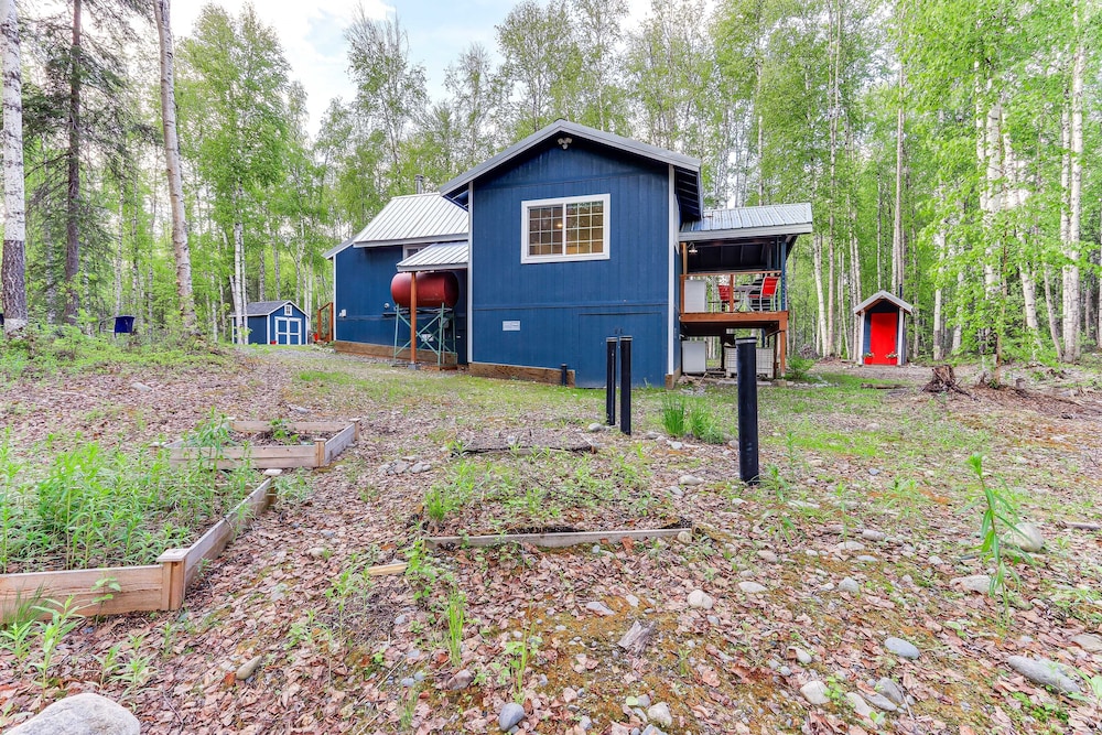 Charming Alaska Vacation Rental w/ Gas Grill! view 3