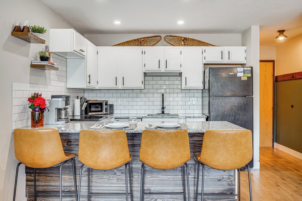 Walk to Dtwn: Winter Park Studio w/ Hot Tub Access