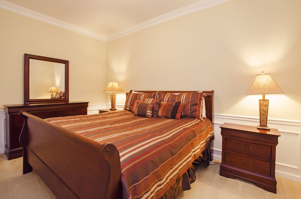 3BD 2BA Condo Sleeps 8 Gold RVC30683 Bedroom RHOF