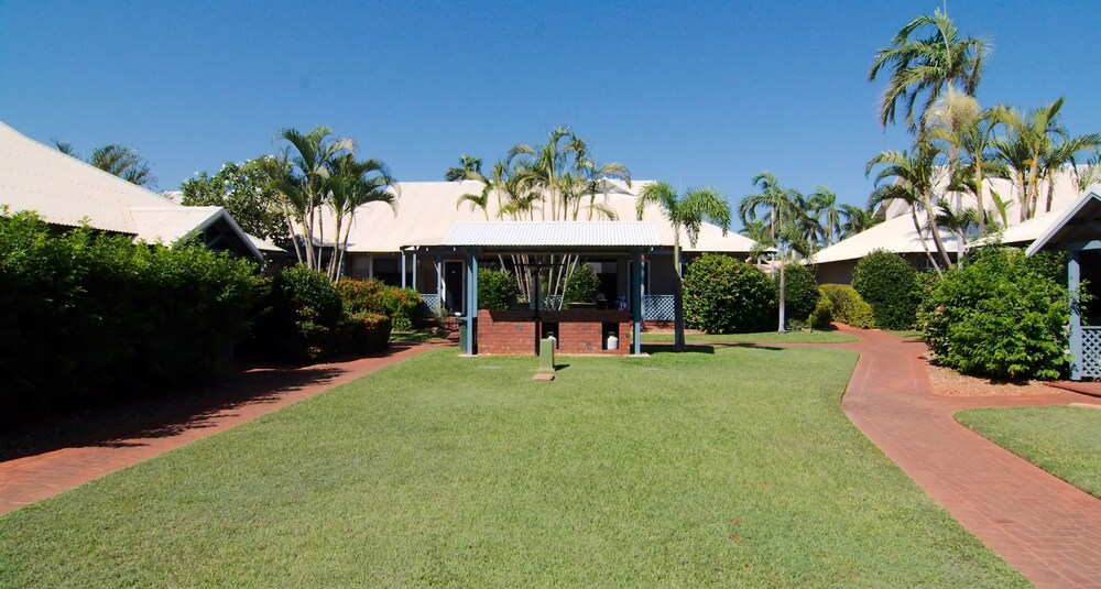 Cable Beach Apartments