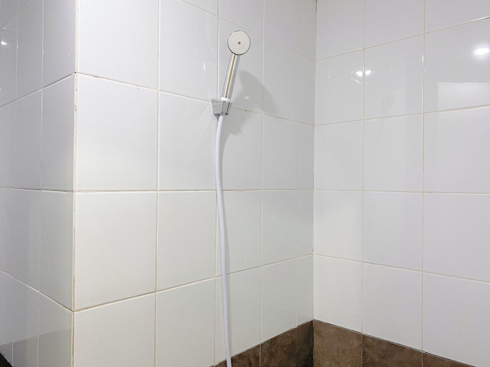 Combined 1Br With Extra Room Apartment At Green Pramuka City