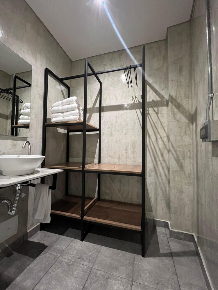 Alojamiento pet-friendly en Medellín, sector Laureles