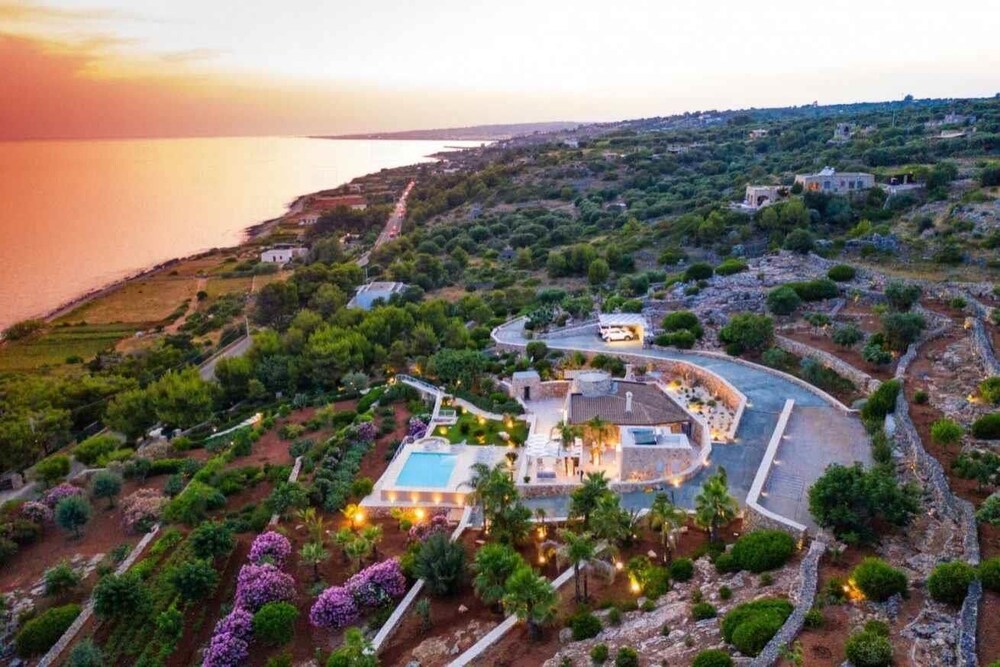 Luxury Scialandre Exclusive Pool Villa view 5