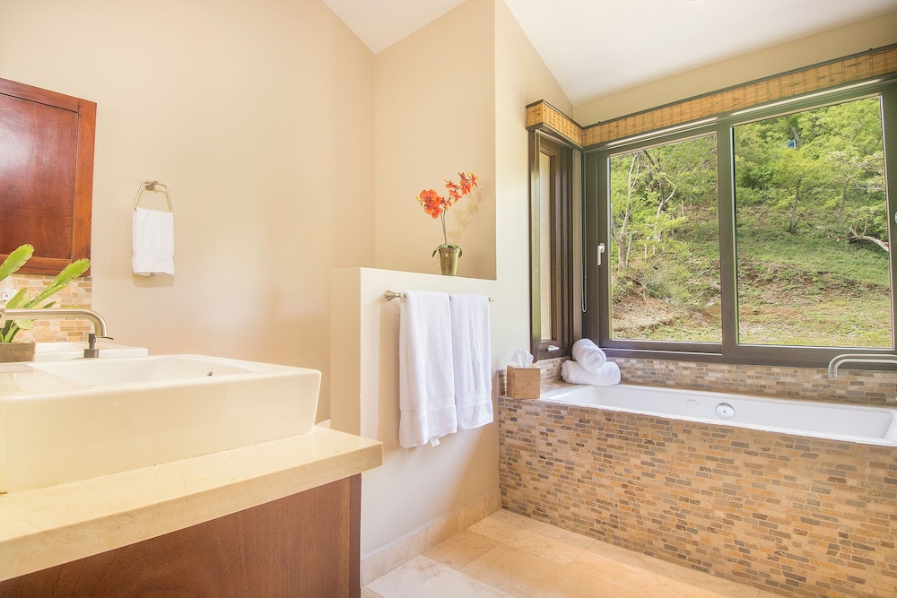 Luxury Home w/ Views & Infinity Pool: Near Beach!