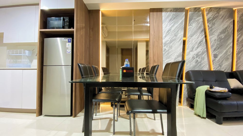 Brand New And Elegant 2Br At Gold Coast Apartment