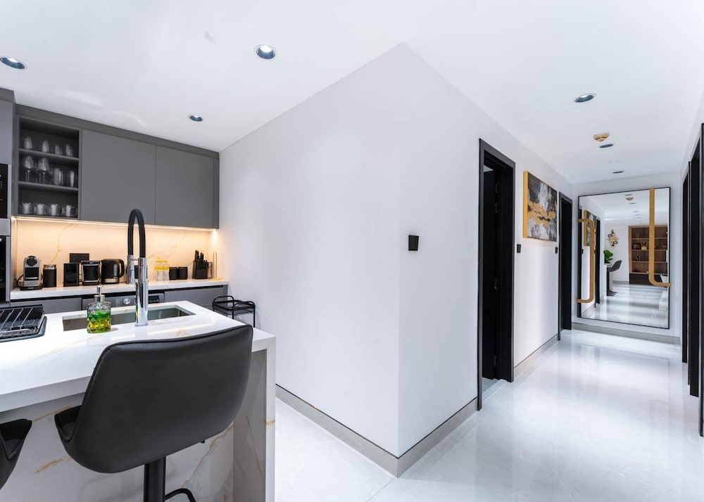 Bahar 2 s Stylish 2 Bedroom That Sleeps 4