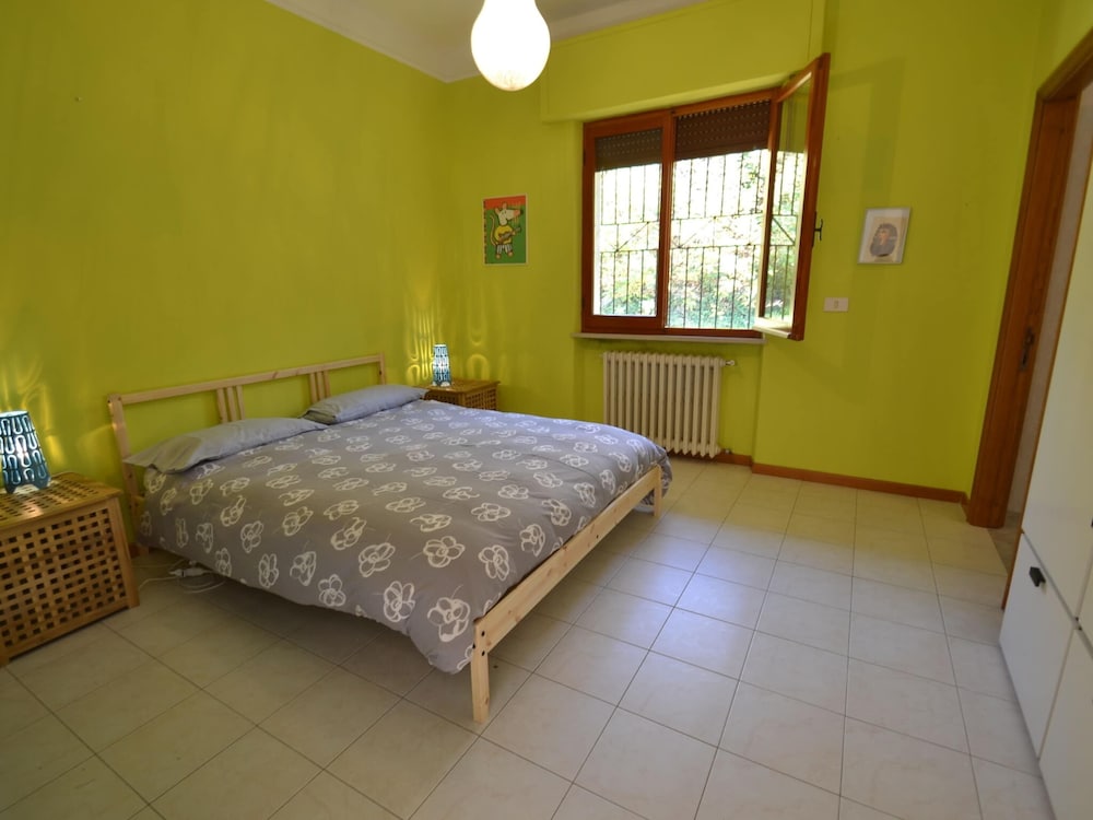 Spectacular Holiday Home in Pescia With Swimming Pool view 5