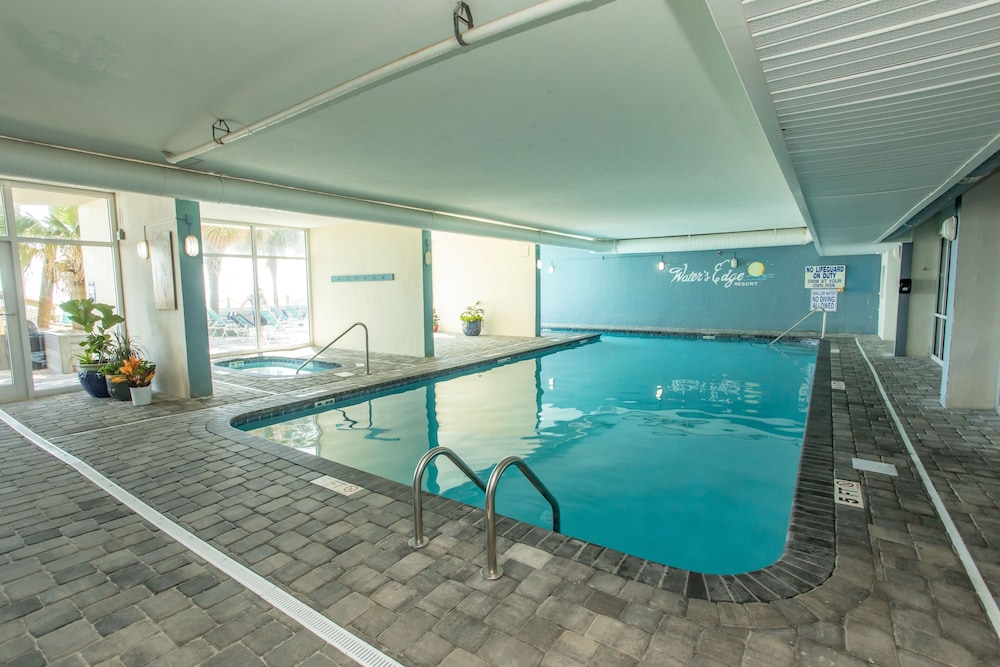 0712 Waters Edge Resort 3 Bedroom Condo by RedAwning view 5