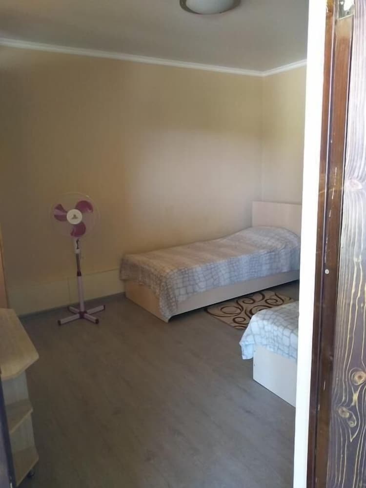 Guest House Ayaz view 4