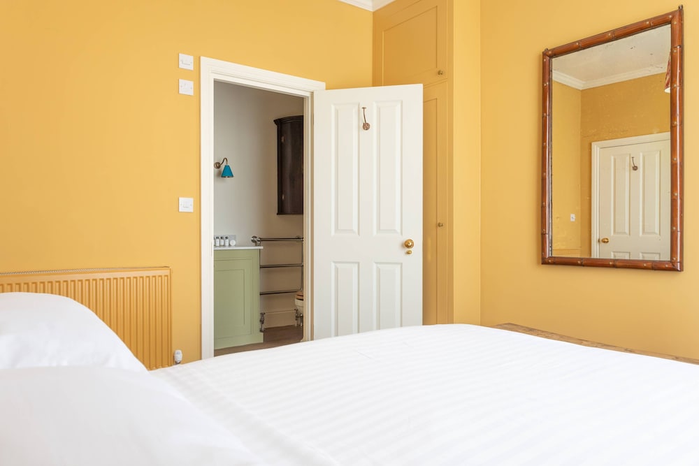 Vernon Street by Onefinestay