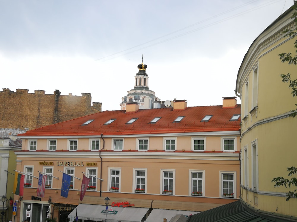 2 Bedroom Apartment near Town Hall