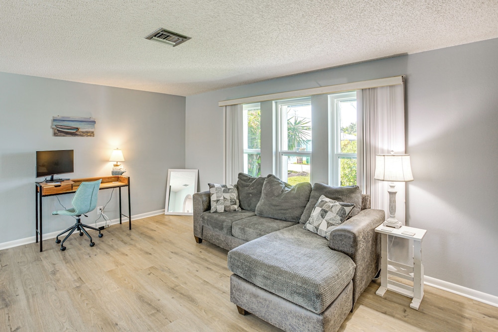 Swim, Hike & Golf: Family Gem in Cape Coral!