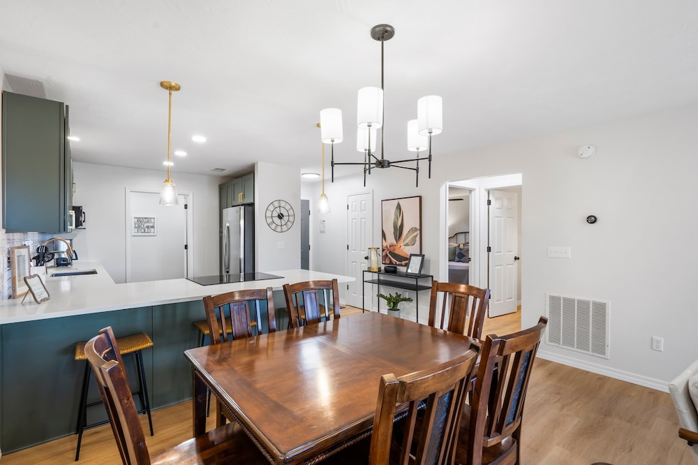 Avondale Hideaway Condo for 6