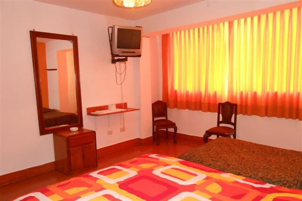 Hostal Residencial Cesar Alberto