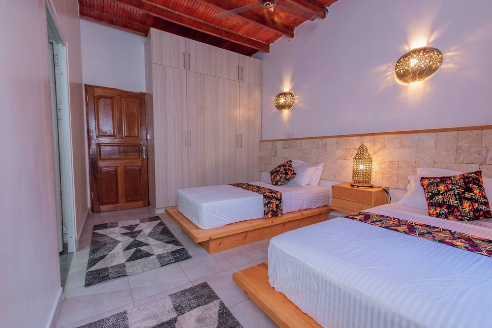 Luxurious Diani Beach Villa With Private Pool