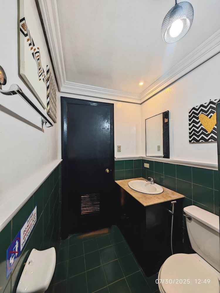 Escape to Luxhomme Your Spacious Sanctuary in the Heart of Baguio