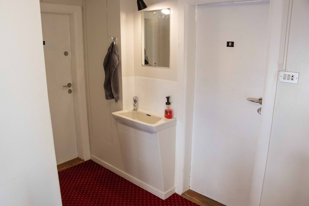Puffin Hostel Vik