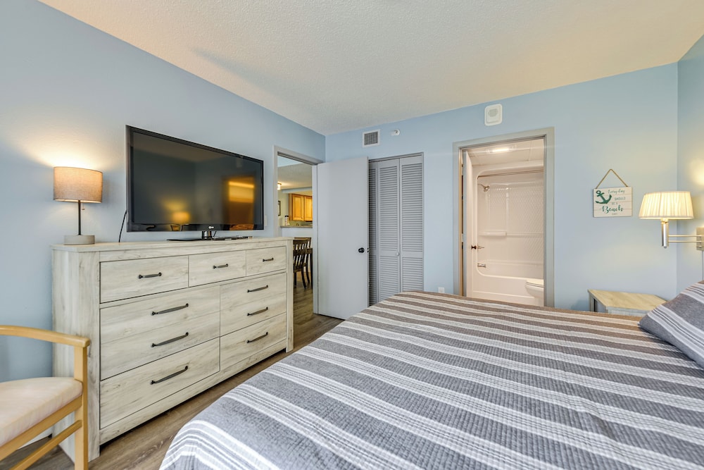 Ocean Access & Resort Perks: Myrtle Beach Condo