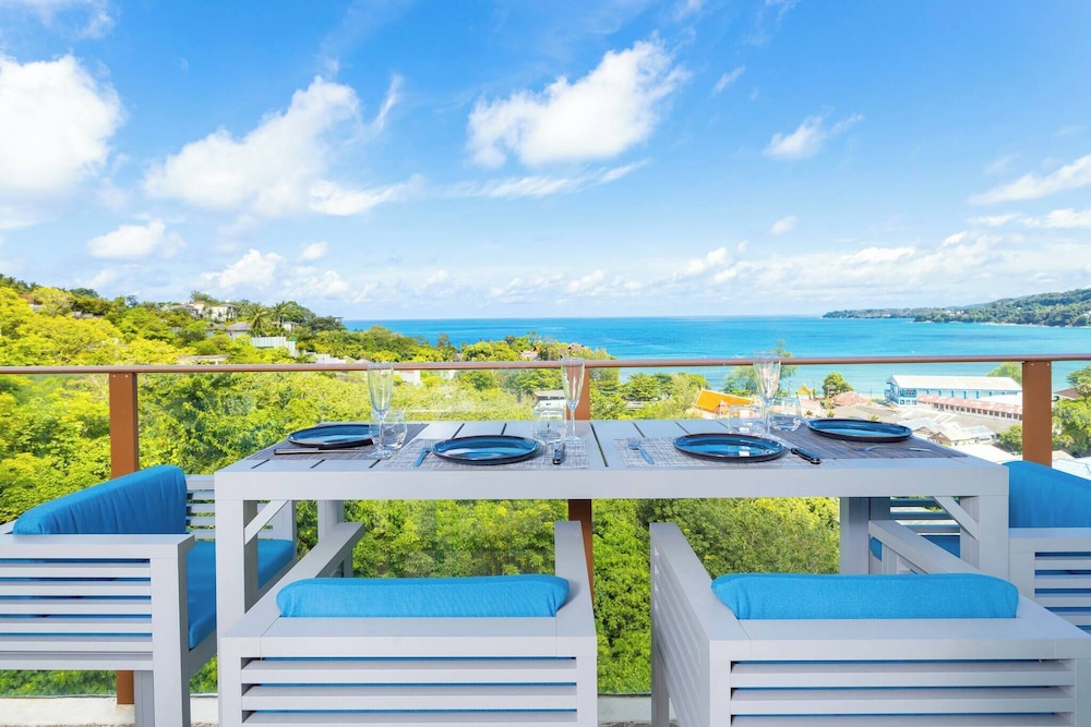 Modern Condo With Full sea View, 4 min Walk to Kamala Beach