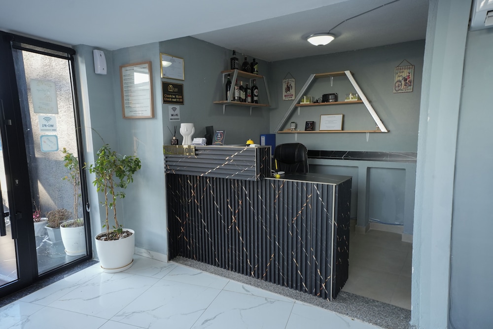 Enles Hotel