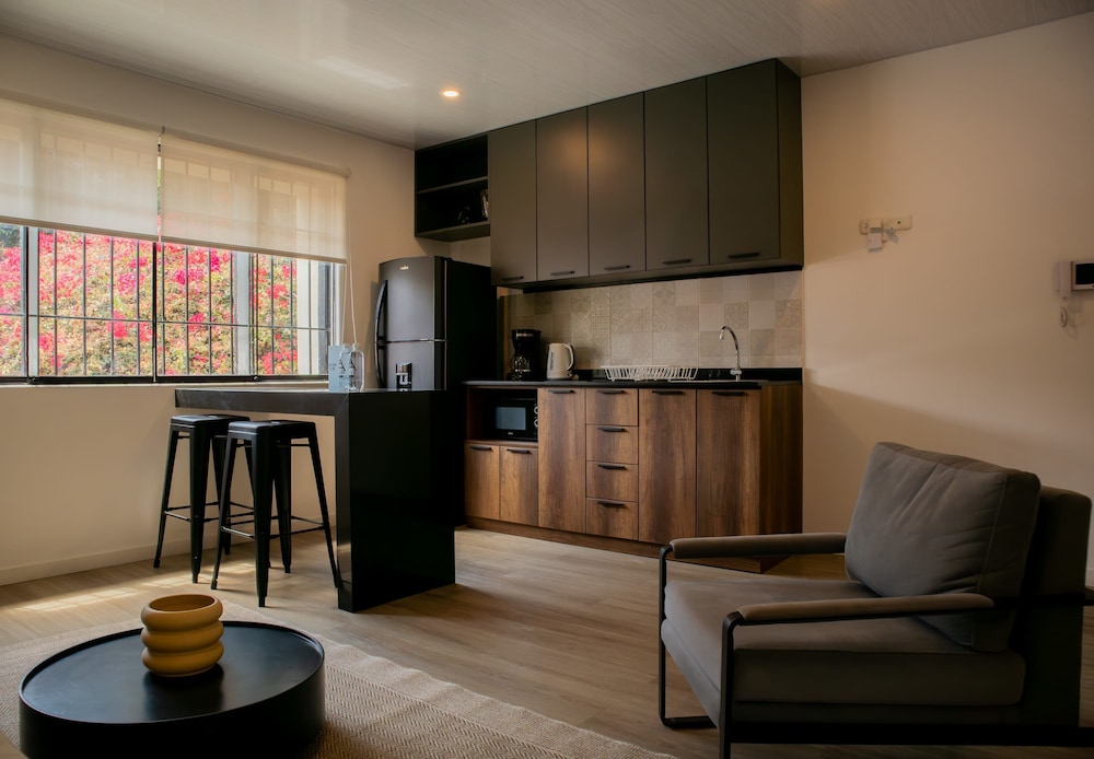w Exceptional 1BR w Terrace in Miraflores