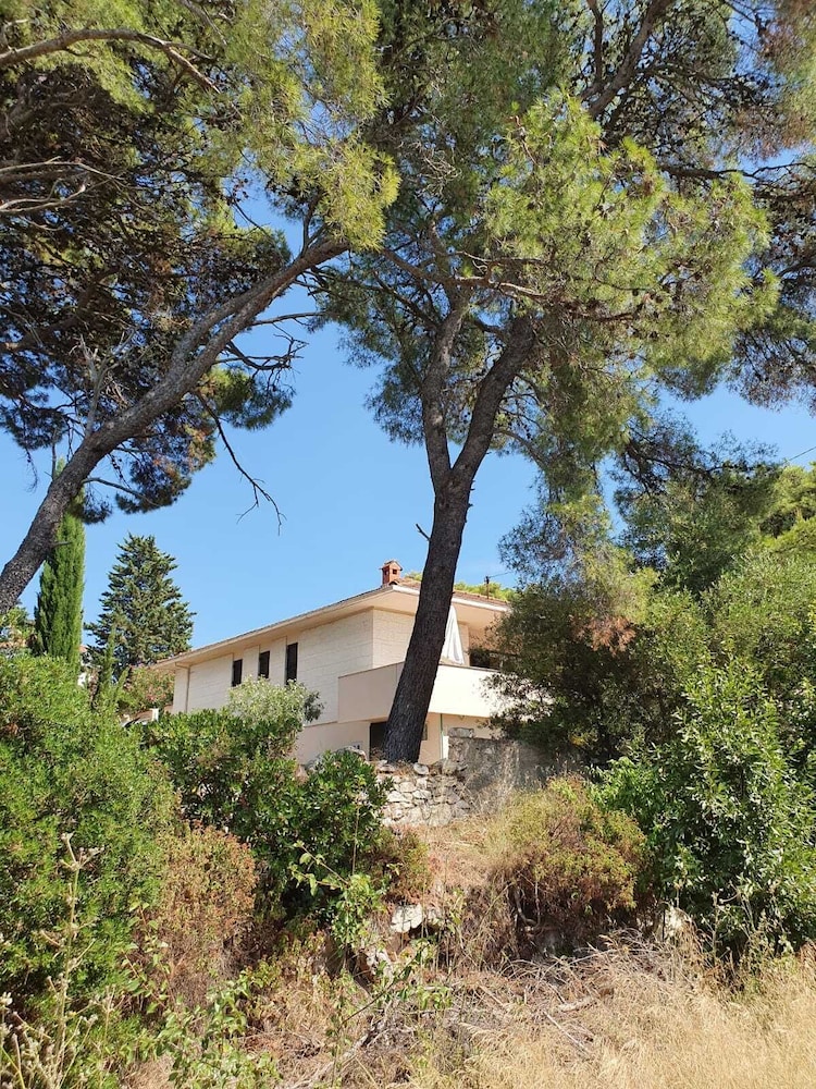 Supetar Vacations - Beautiful Villa With Breathtaking Views - Property Image 11