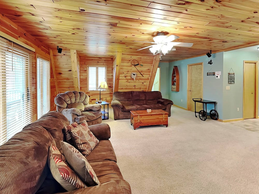 Walnut Cellars by Taylor Made Deep Creek
