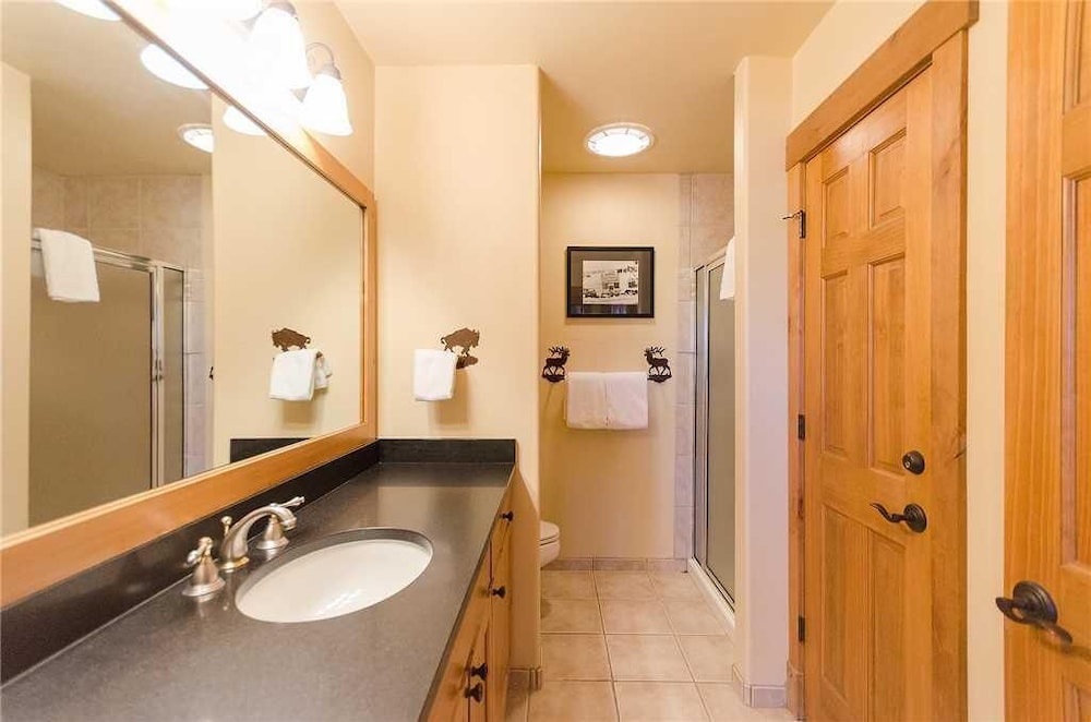 3308 Champagne Lodge, Trappeur's Crossing Apartment 3
