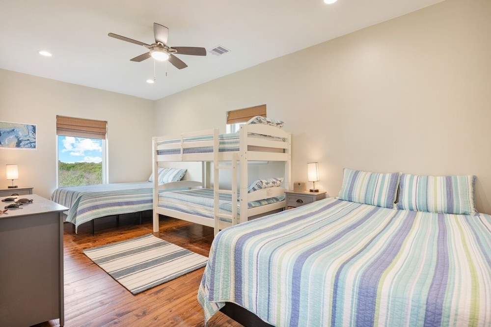 Gulf Winds 3 Bedroom Home