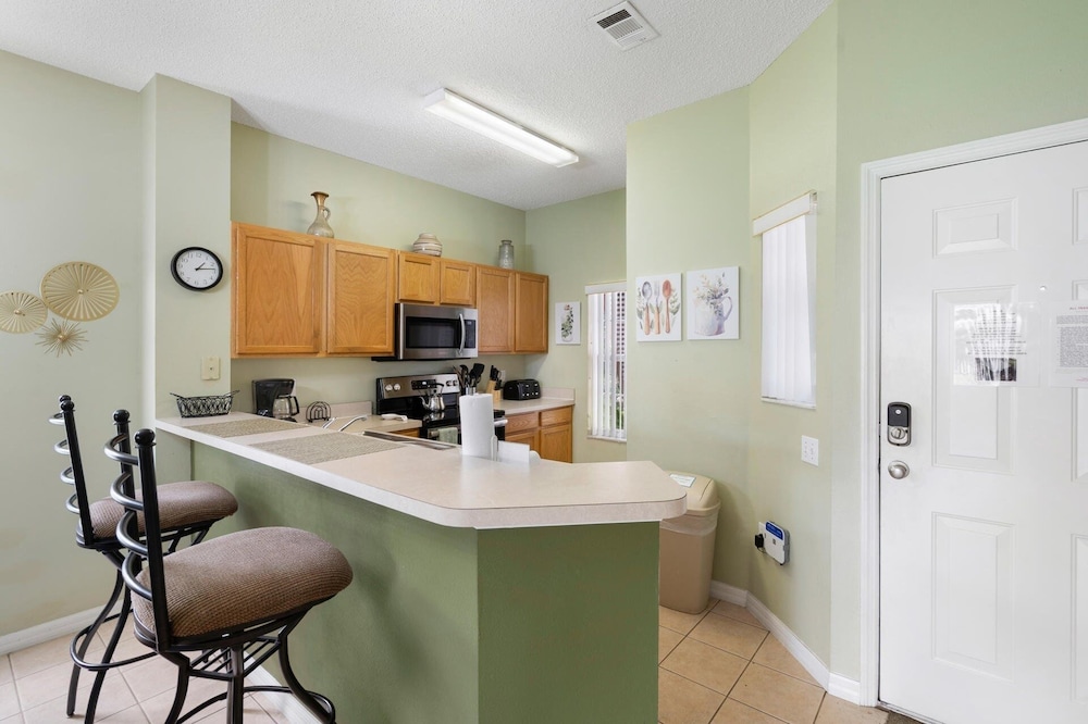 Emerald Island Resort 3 Bedroom Townhome Close to Disney! 3 Townhouse