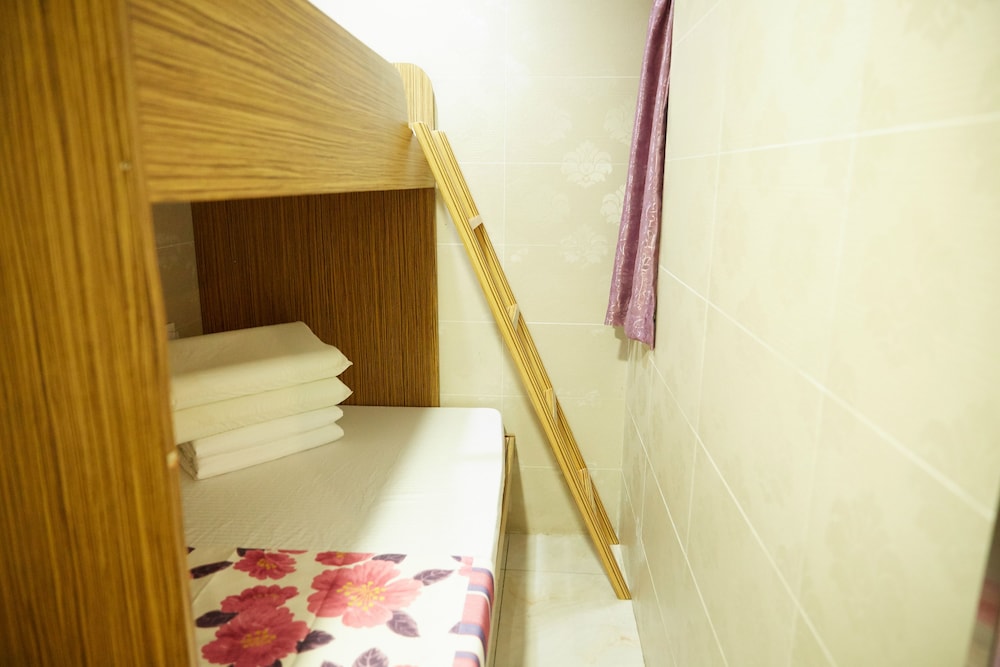Me Easy Hostel