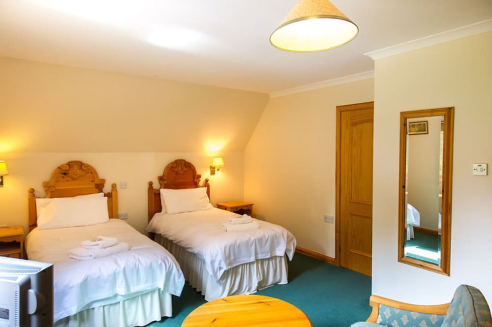Beautiful 5 Star Chalet With Sauna and spa Bath view 2