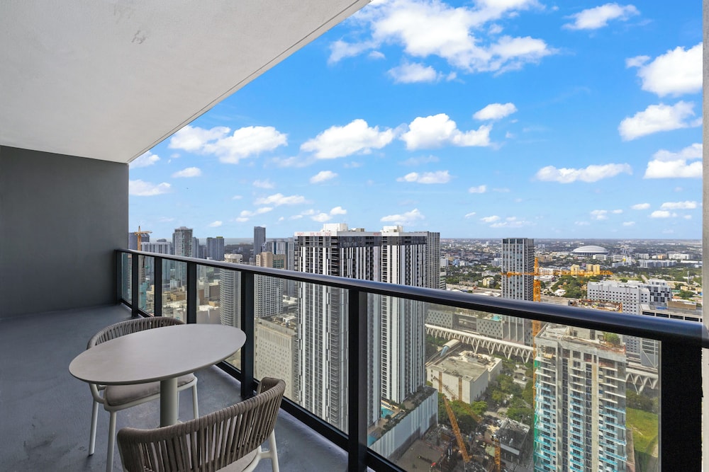 Luxury Condos in Downtown Miami