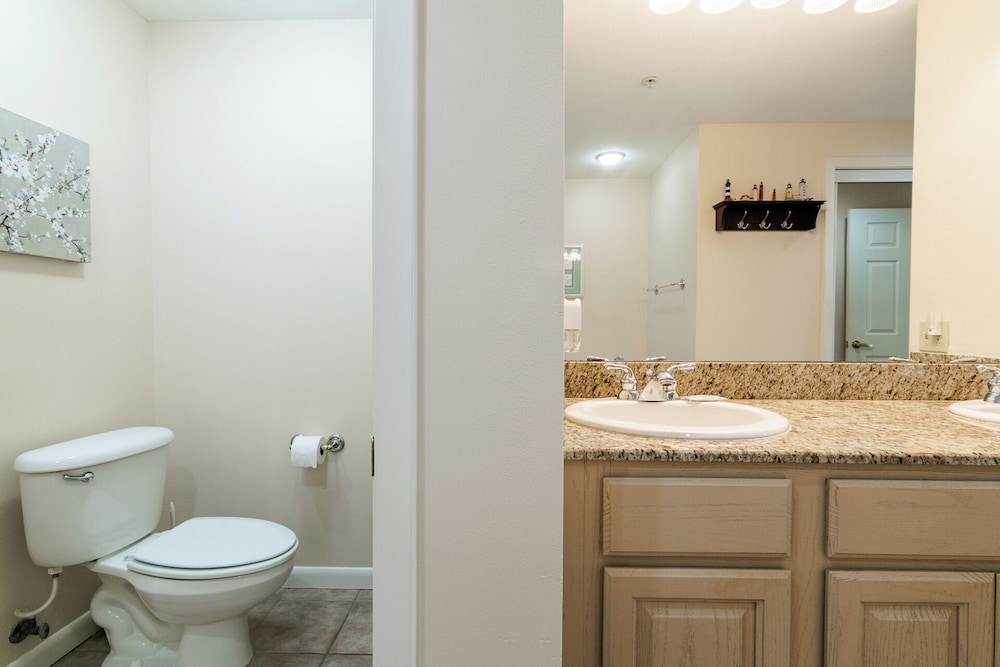 Beachview Condo in Legacy Tower 1 -603 - Fully Furnished 3 Bedroom 2 Bathroom