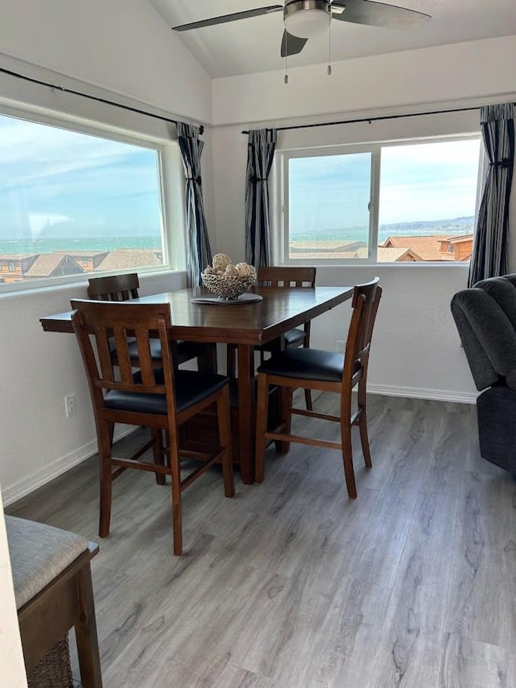 Oceanview Cabin 20 Private Jacuzzi Large Deck