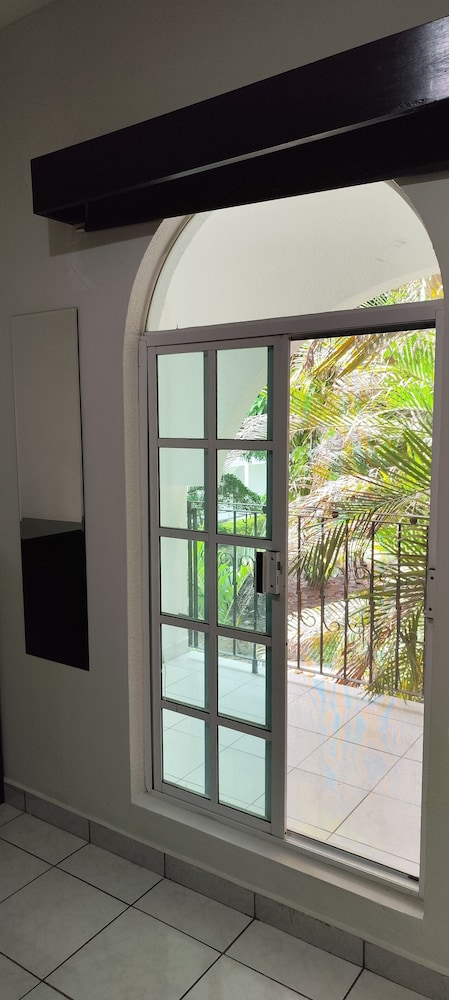 Maria Cristina view 5