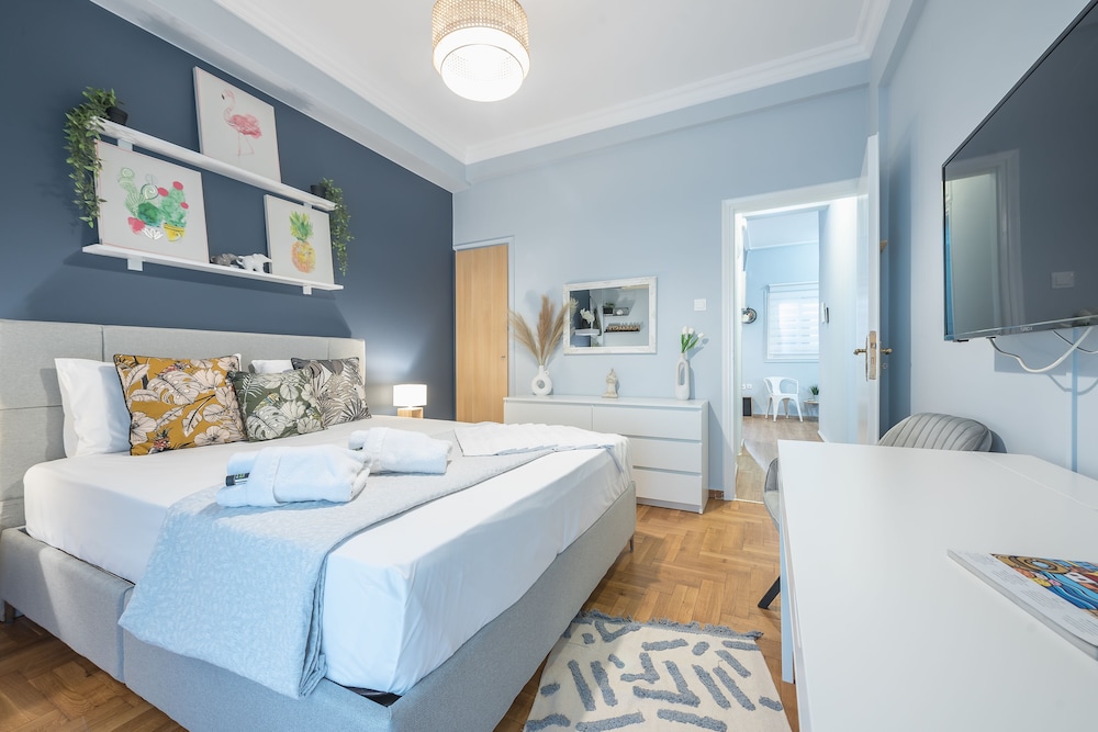 City Nest Apartment by Cloudkeys
