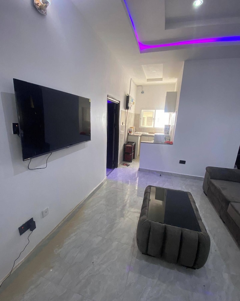 Merryway Apartment
