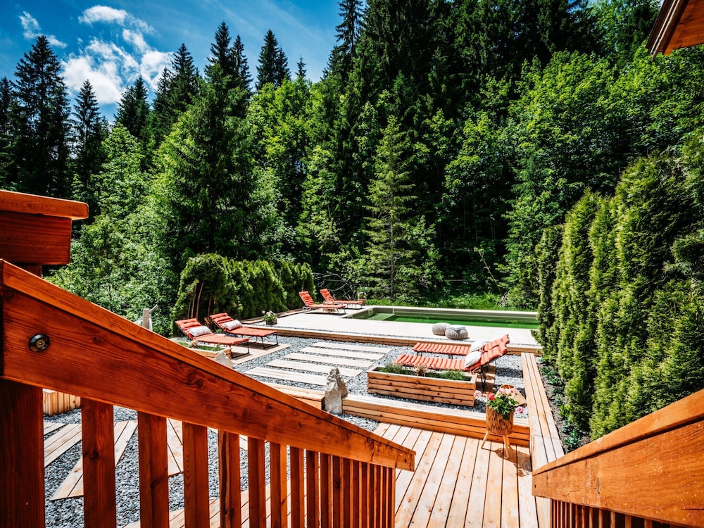 Hideway Chalet Gamsgluck With Pool and Sauna